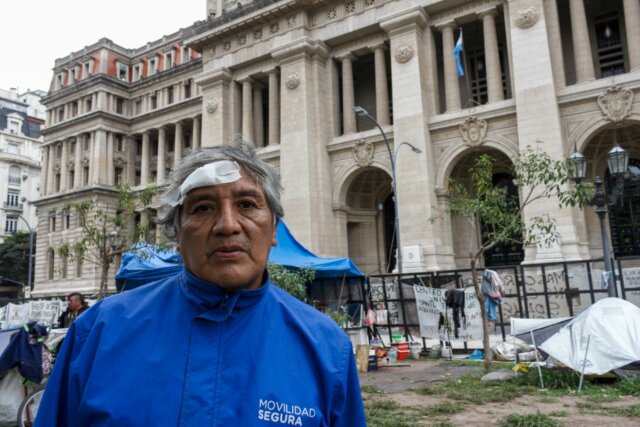 Alfredo Cuellar luego de la agresion Foto Antonella Giuso Revista Resistencias 640x427 Lucia S.R.