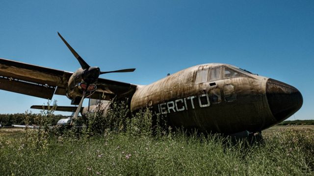 avion vuelos de la muerte en campo mayo foto gustavo molfino Agustina Perez