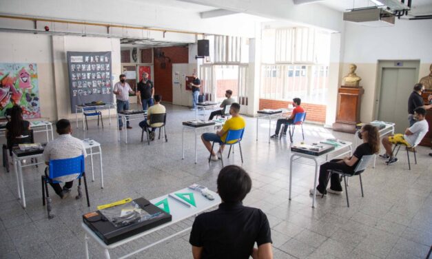Continúa el paro docente en CABA