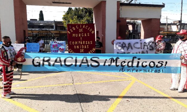 Homenaje de las murgas de San Martín al personal de salud