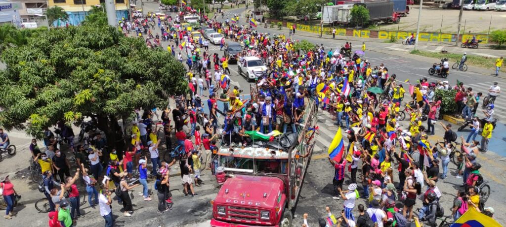 Cali continuan las movilizaciones credito Edgar Buitrago Maria Pia