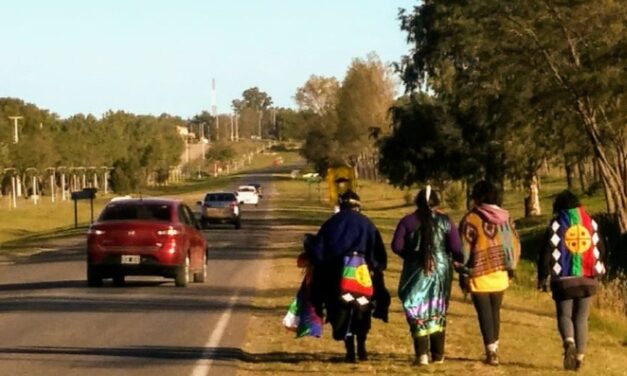 Mujeres indígenas marchan por el terricidio