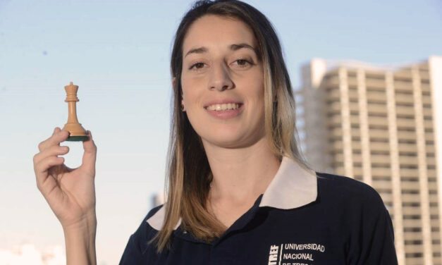 Campeona en ajedrez busca sponsor para jugar la Copa del Mundo