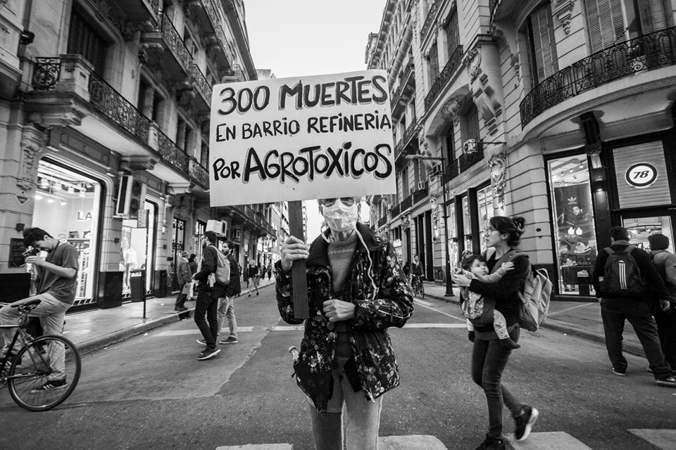Foto 3 Un modelo genocida Credito @CampanaParendeFumigarnos Paula Daguerre