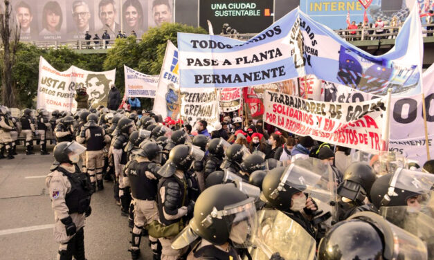 Represión en Puente Pueyrredón a trabajadores