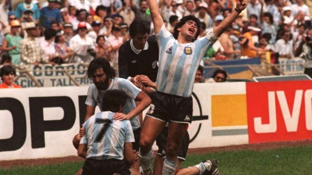Maradona festejando el tercer gol contra Alemania VIAPAIS.COM lucas carballo 1