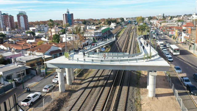 TREN PUENTE MODULAR Credito Blog Cronica Ferroviaria Periodismo Franco