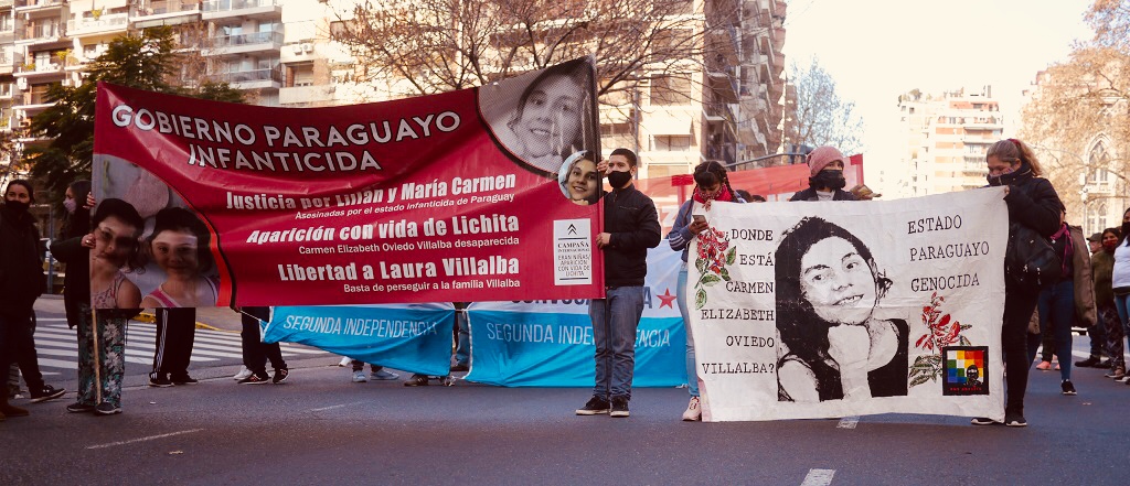 1 Acto frente a la embajada de Paraguay Creditos Resumen Latinoamericano