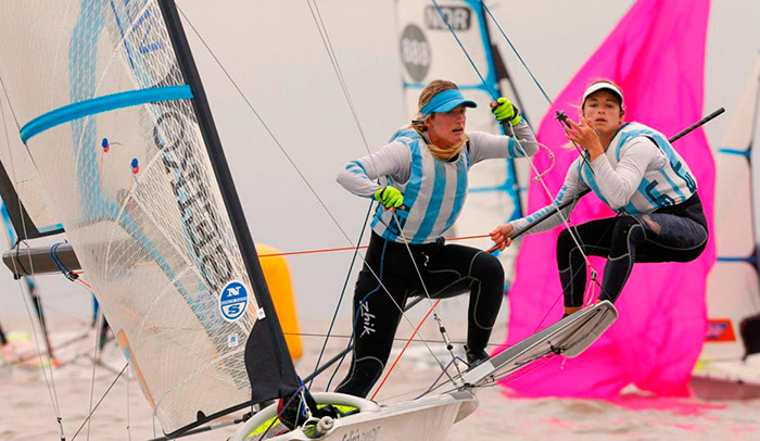 Gran debut de la dupla Sol Branz y Victoria Travascio en la categoría 49er FX de vela