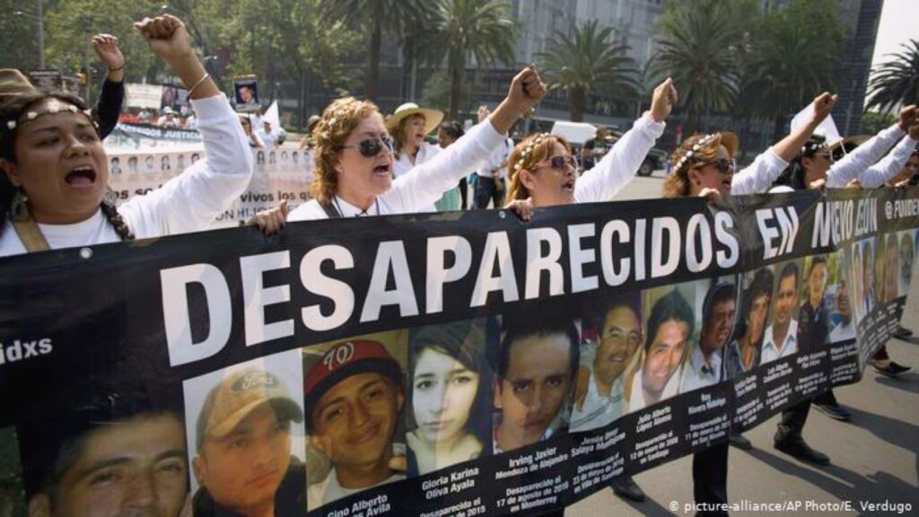 Foto 1 Marchando contra la impunidad de ayer y de hoy Credito Plumas atomicas Paula Daguerre 1