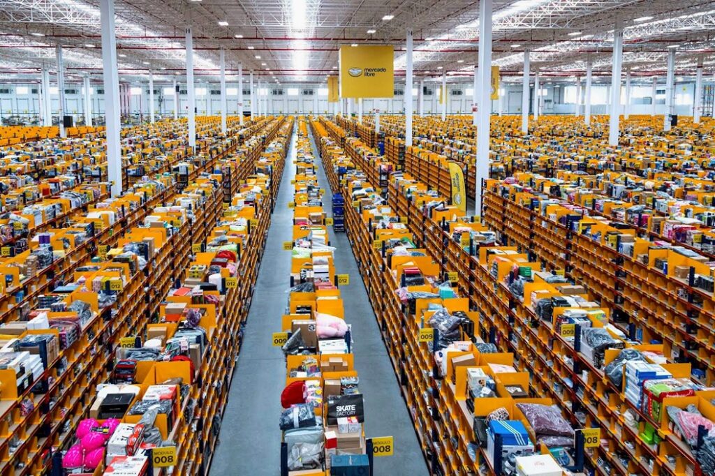 Mercado Libre y la precarización laboral 2 Foto 2 Mercado Libre. dib com ar Fede Wajchman