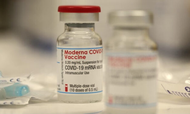 El Gobierno firmará con el laboratorio Moderna la compra de vacunas
