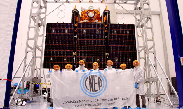 Paneles solares y satélites: talento argentino al infinito y más allá