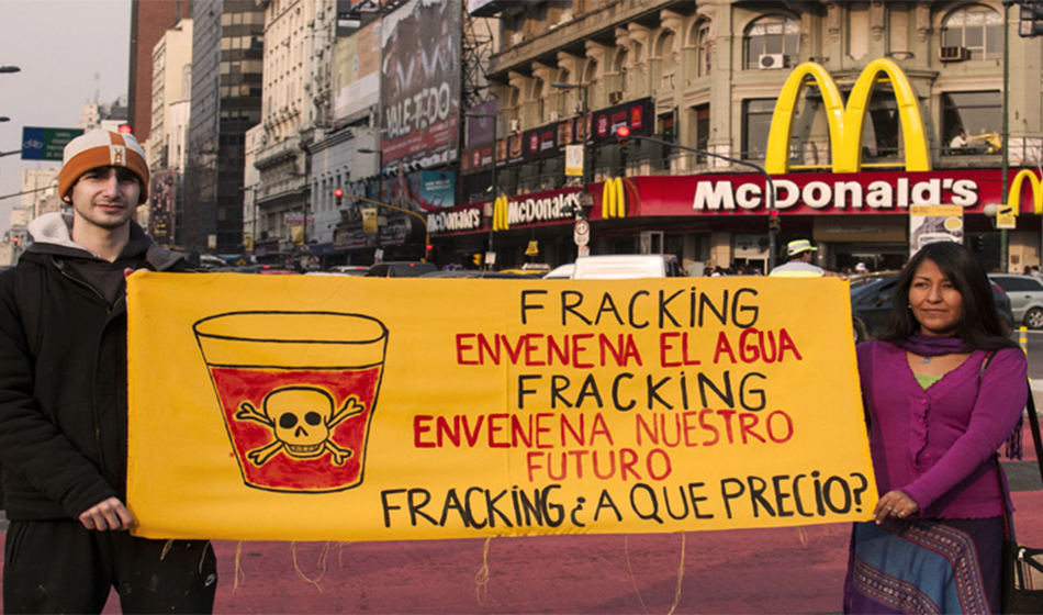 Fuente Telesur TV- Manifestación en contra del fracking