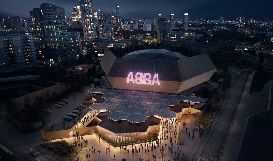 2. En el Londons Queen Elizabeth Olympic Park se esta armando un estadio el ABBA Arena. Credito abbavoyage Cristian Dominguez