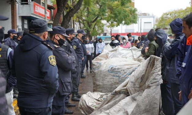 Esteban Echeverría: violencia policial en manifestación de cartoneres