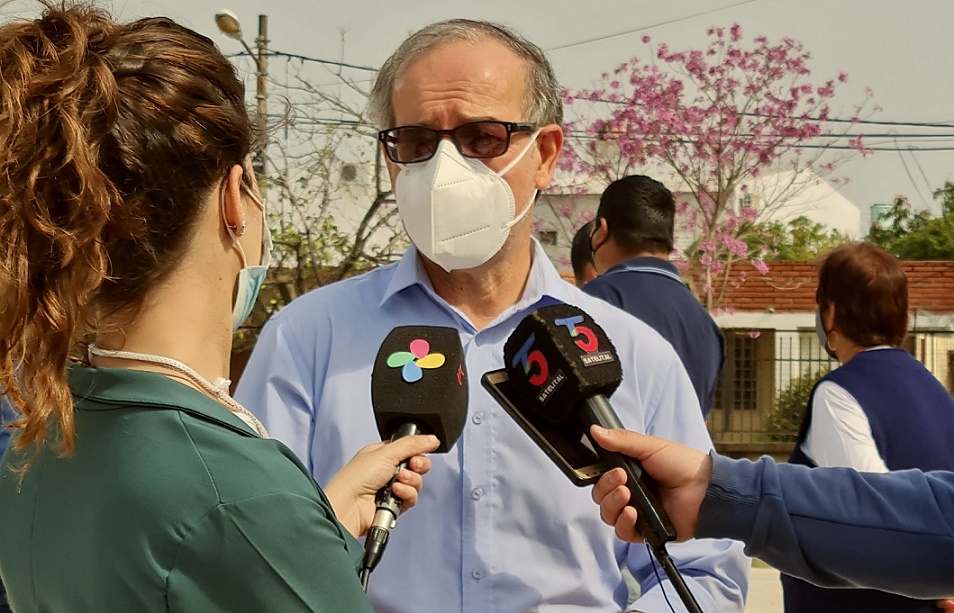 Foto 3 El candidato a diputado nacional Carlos Martinez denuncia irregularidades en las PASO. Creditos Libres del Sur Bruno Zamparo