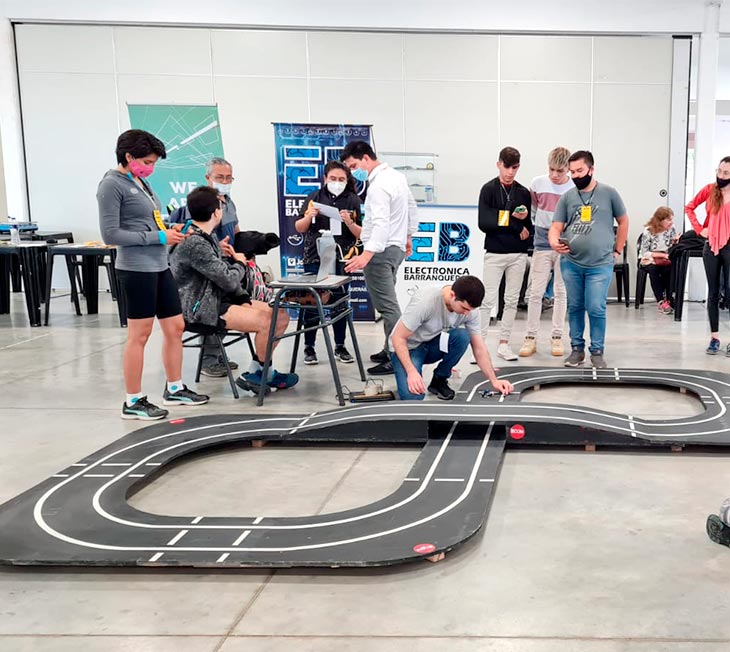 Chaco se une a la robótica 3 Circuito de la pista de los velocistas Gaston Ribera preparandose para competir. Creditos Bruno Zamparo