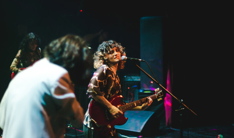 Recital x 2: Isla Mujeres y Los Besos tocaron en La Plata