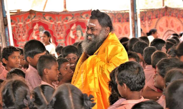 “En su vida Swami Premananda ha demostrado diversos tipos de poderes”