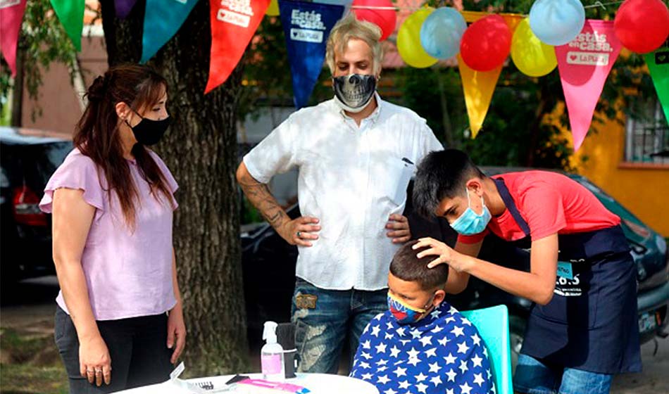 Expo de barbería y belleza a beneficio de comedores