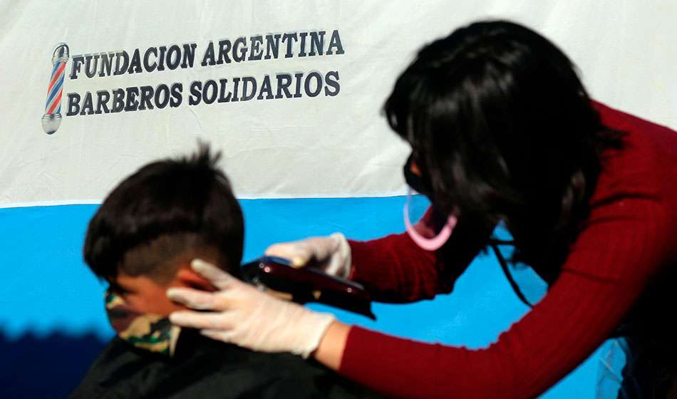 Expo de barbería y belleza a beneficio de comedores