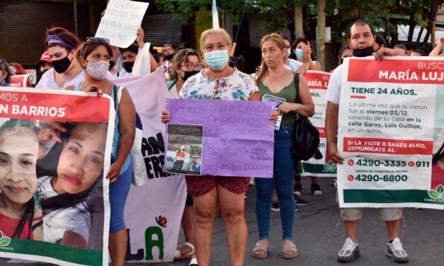 Esteban Echeverría: Marcha por la aparición de María Luján Barrios