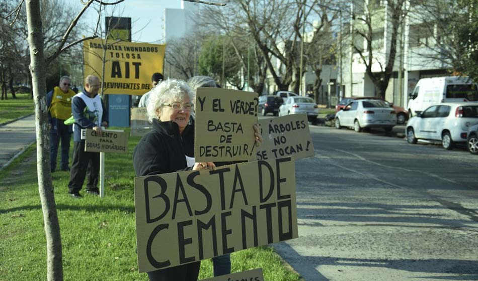 Asambleas Vecinal Barrio Norte e Inundados Tolosa bicisenda