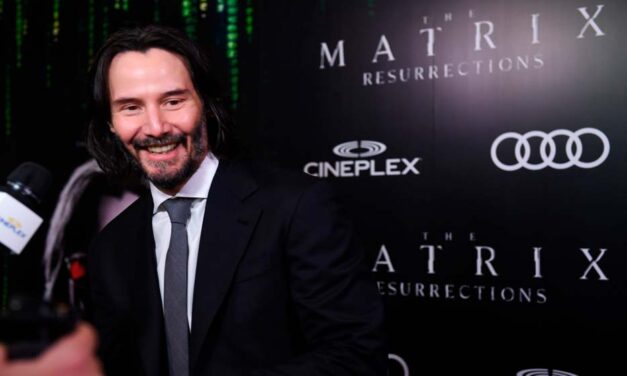 Keanu Reeves donó el 70% de su salario de “Matrix” a la lucha contra el cáncer