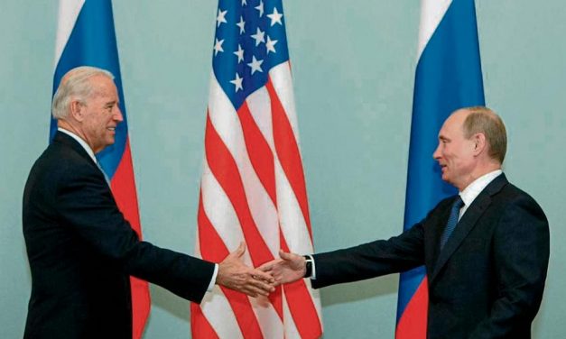 Conflicto en Ucrania: Macron prevé una cumbre entre Putin y Biden