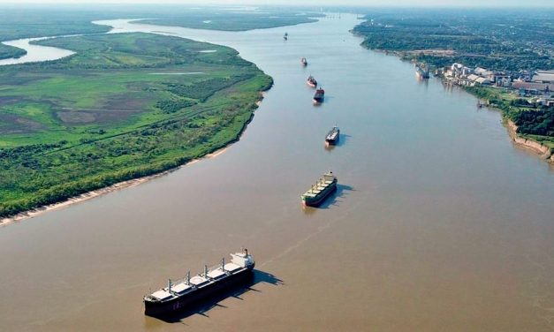 Paraná: el musical sobre la estatización de los puertos