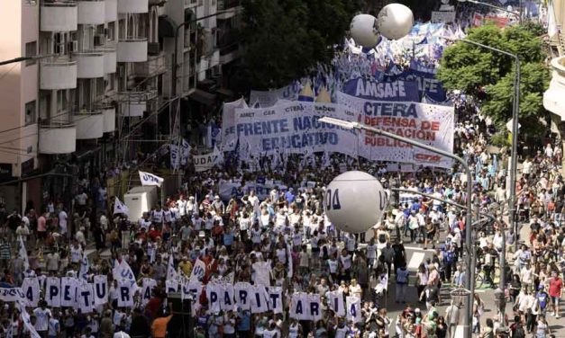 Buenos Aires: la paritaria salarial docente pasó a cuarto intermedio