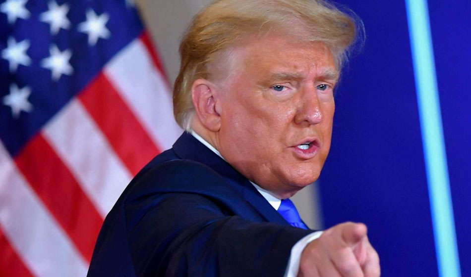 Trump demandó a Hillary Clinton y al Comité Nacional Demócrata por vincularlo con Rusia en 2016
