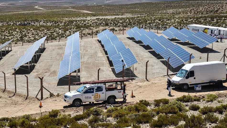 Hay acuerdo para la construcción de un parque solar en Neuquén