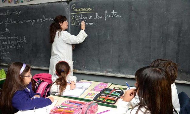 Continúa el debate por la extensión de la jornada educativa