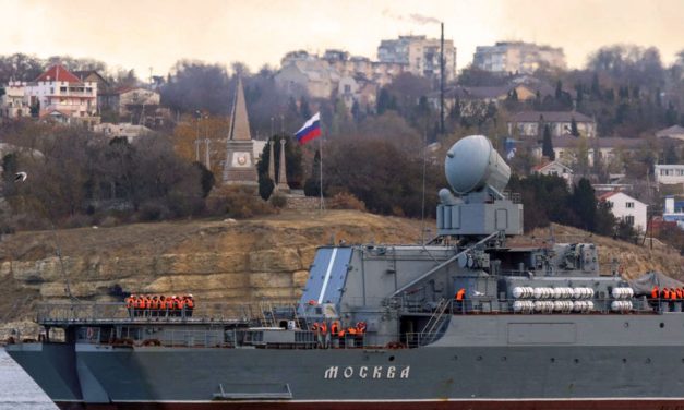 ¿Qué pasó realmente con el buque insignia ruso?