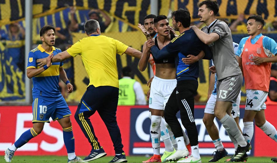 Partidos de fútbol que no pudieron completarse por expulsiones 1 1 Credito El Grafico