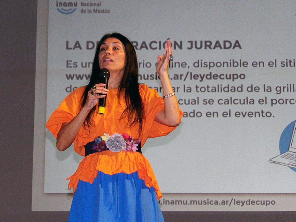 Charo Bogarín