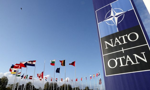 Hungría y Turquía demoran la ampliación de la OTAN