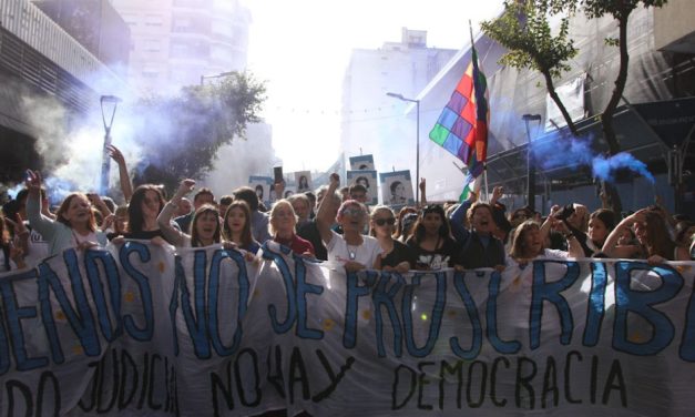 Los lápices siguen escribiendo: cientos de personas se movilizaron en La Plata
