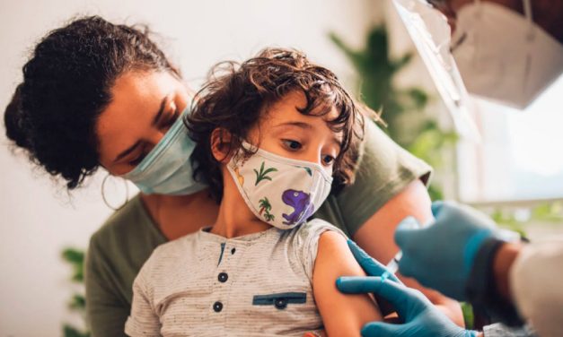 Niñes y adolescentes podrán recibir vacunas de refuerzo contra Covid