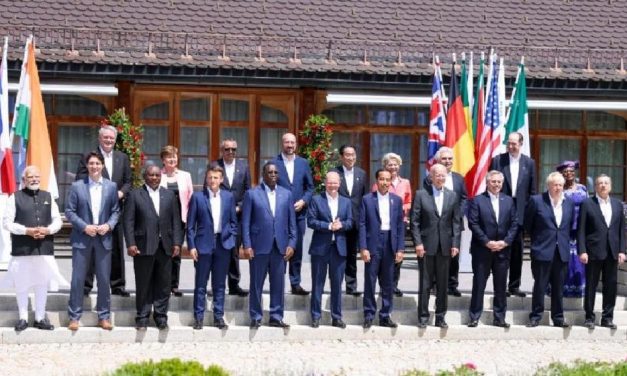 Alberto Fernández se reunió con Boris Johnson en Munich