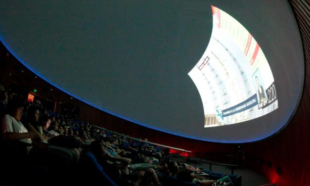 Arrancaron las funciones gratuitas en el Planetario de La Plata