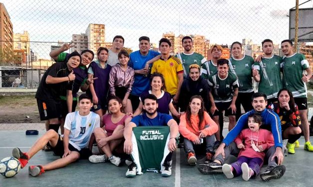 El Club Ferro Carril Oeste fue denunciado ante el INADI