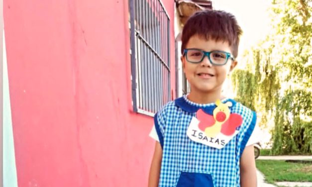 Todes por Isaías: tiene 4 años y necesita $120 mil para operarse sus oídos