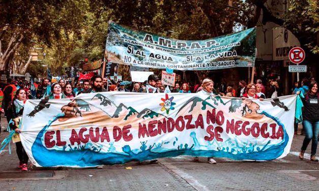 Mendoza: contramarcha en la Fiesta de la Vendimia en defensa del agua y el trabajo