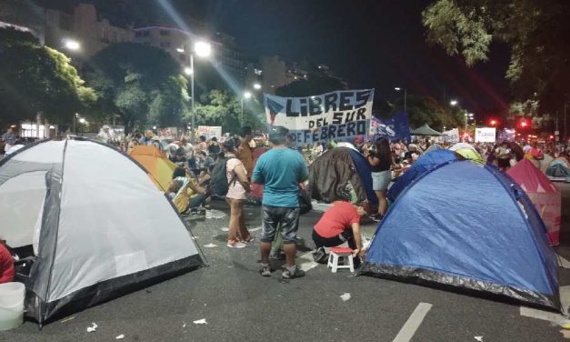 Sin respuestas de Tolosa Paz, la Unidad Piquetera finalizó el acampe