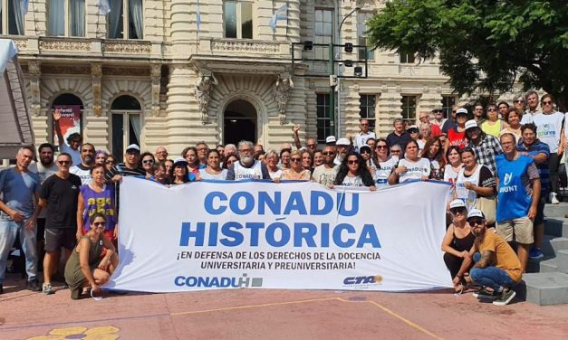 En plan de lucha, la CONADU Histórica convoca a un nuevo paro docente por mejoras salariales