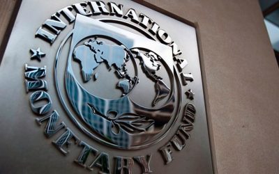 Más ajuste: desde el FMI aseguran que evalúan el “canje de deuda”