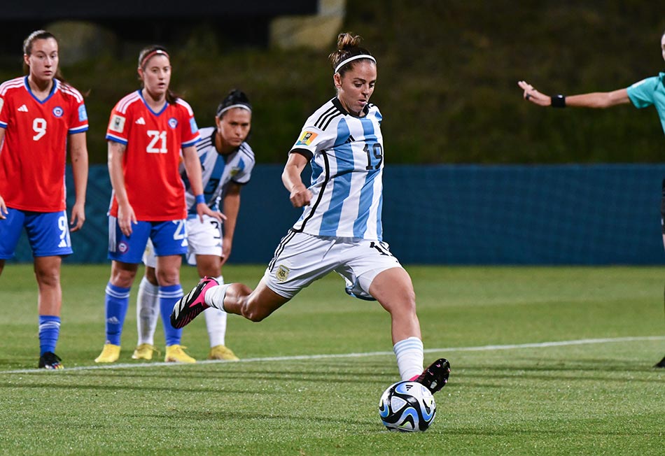 Todo listo: la selección argentina de fútbol femenino se mide hoy ante Venezuela 2